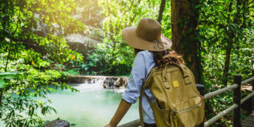 Turismo Sustentável no Brasil: Preservando o Meio Ambiente e Impulsionando o Desenvolvimento